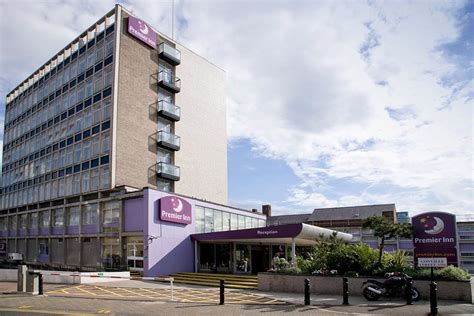 premier inn london reviews